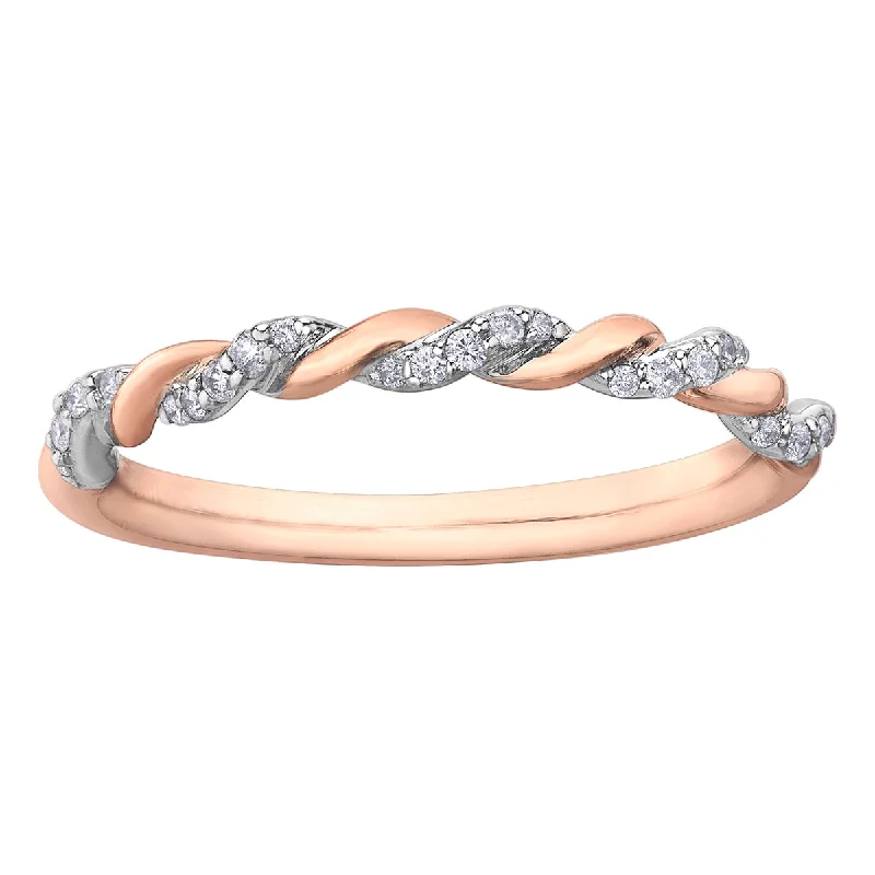 Cushion - Cut Women's Diamond Rings in Platinum with a Soft and Romantic AppearanceTwo-Tone Gold Diamond Twist Band