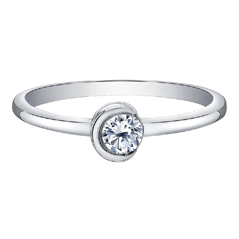 Princess - Cut Women's Diamond Rings in White Gold with a High - Clarity Diamond for a Modern LookCrescent Moon Canadian Diamond Ring