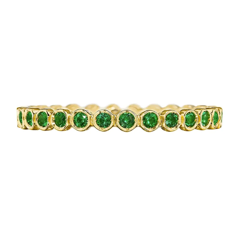 LED - Lit Fashion Rings in Plastic with Color - Changing Effects for a Futuristic LookRound Bezel Droplet Band with Emeralds