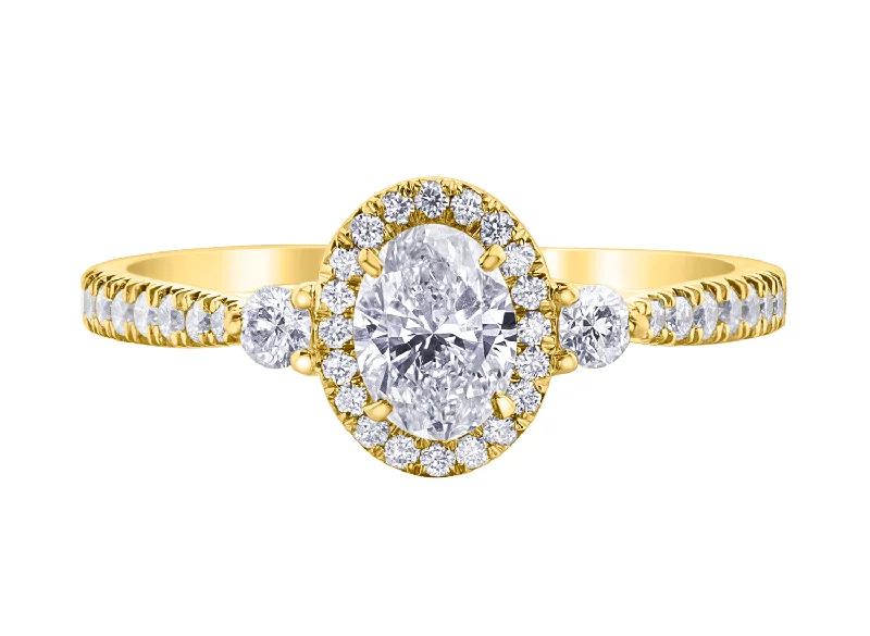 Cluster - Style Women's Diamond Rings with Multiple Small Diamonds Arranged in a Stunning PatternOval Canadian Diamond Ring with Halo