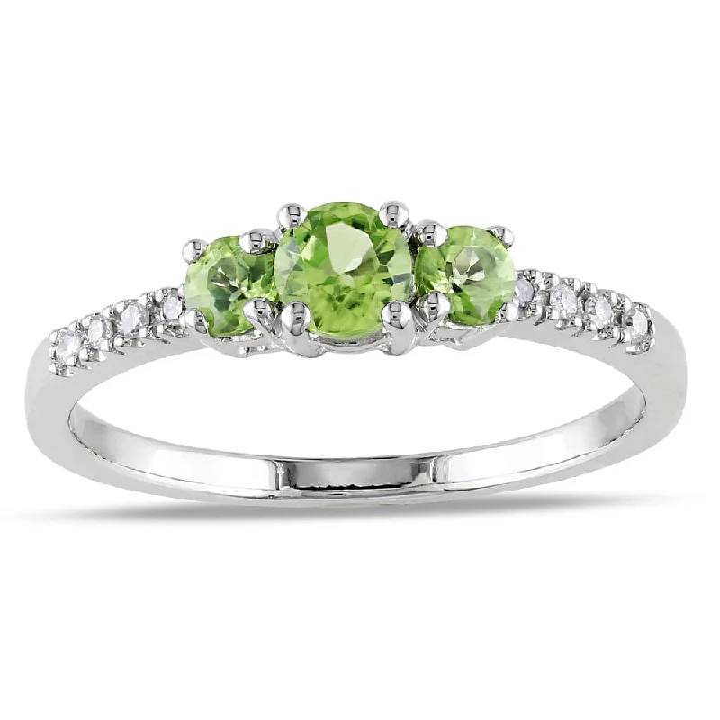 Aquamarine Gemstone Rings in 9K Gold with a Bezel Setting for a Modern and Secure FitMiadora 10k White Gold Peridot and Diamond Ring (G-H, I1-I2) Aquamarine Gemstone Rings in 9K Gold with a Bezel Setting for a Modern and Secure FitMiadora 10k White Gold Peridot and Diamond Ring (G-H, I1-I2)