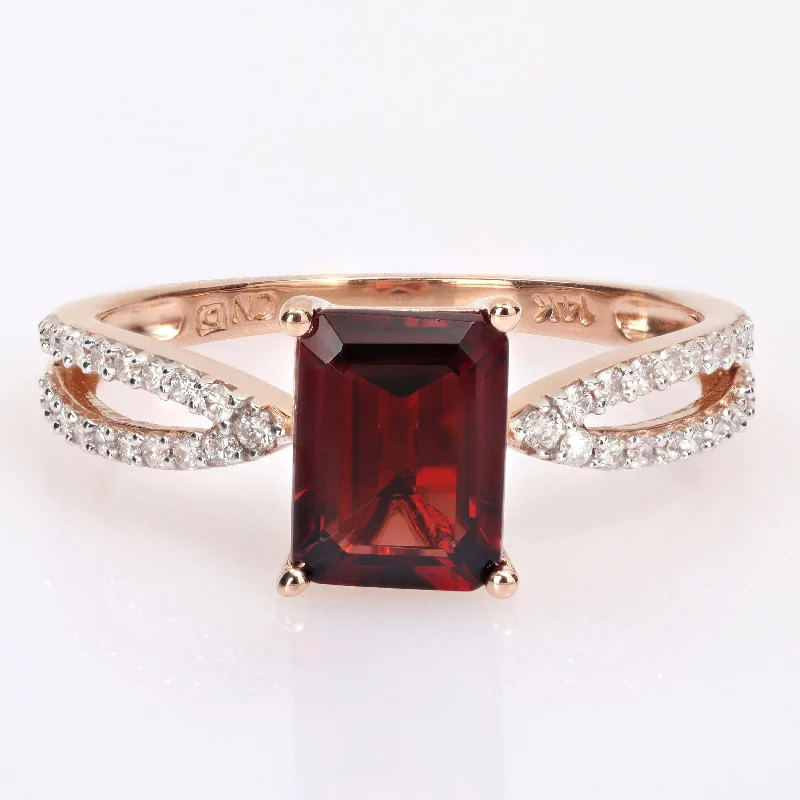 Alexandrite Gemstone Rings in Platinum with a Hidden Halo for a Rare and Luxurious PieceMiadora Octagon-cut Garnet and 1/5ct TDW Diamond Split Shank Cocktail Ring in 14k Rose Gold